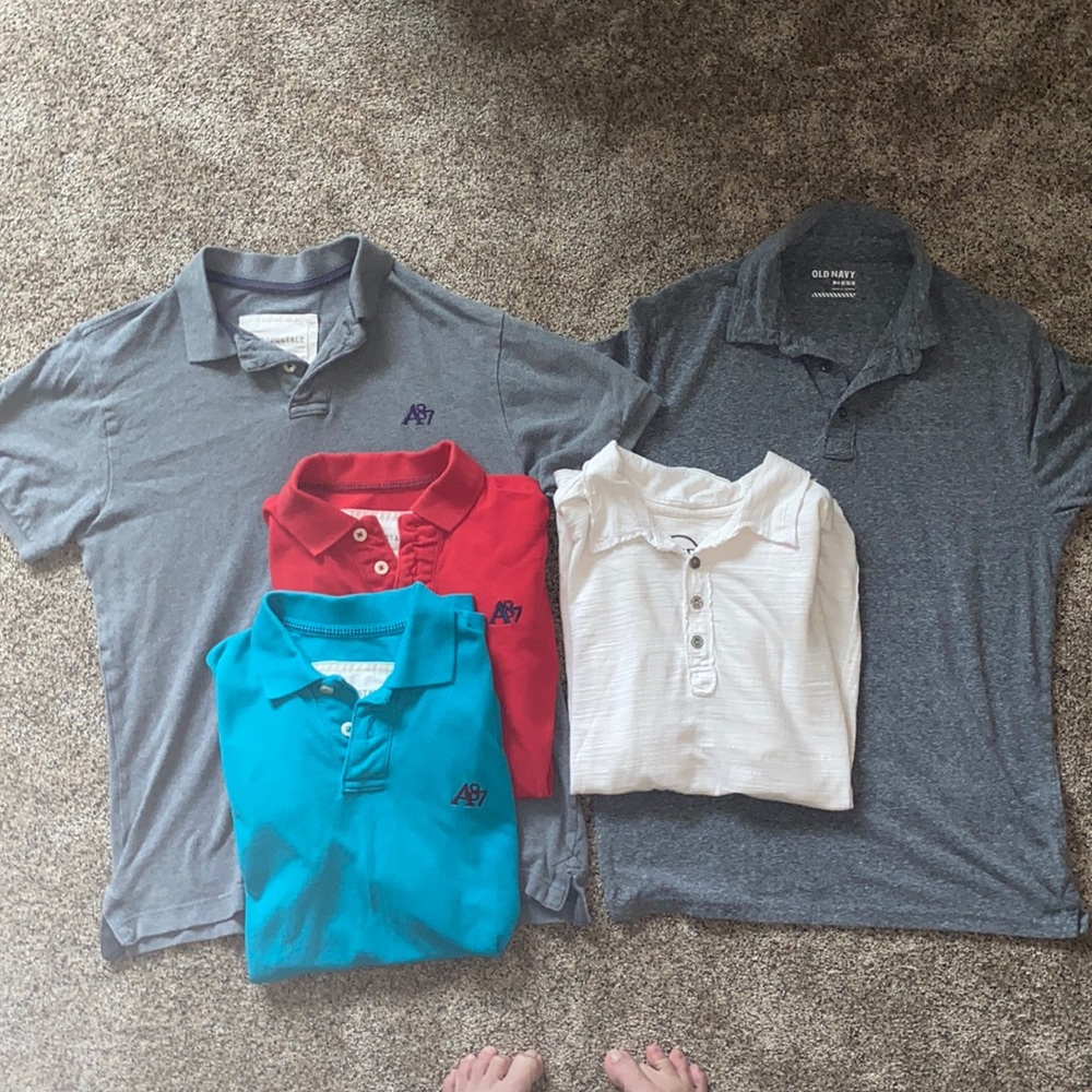 5 Collared short sleeved shirts